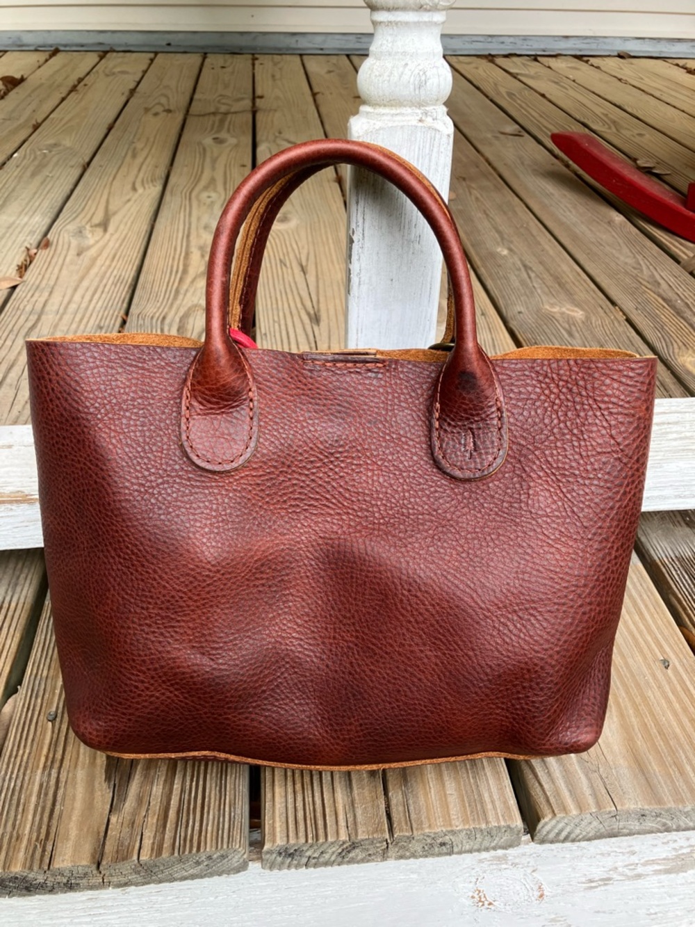 Classic Cinnamon Bear Portland Leather Raindrop (Larger size)